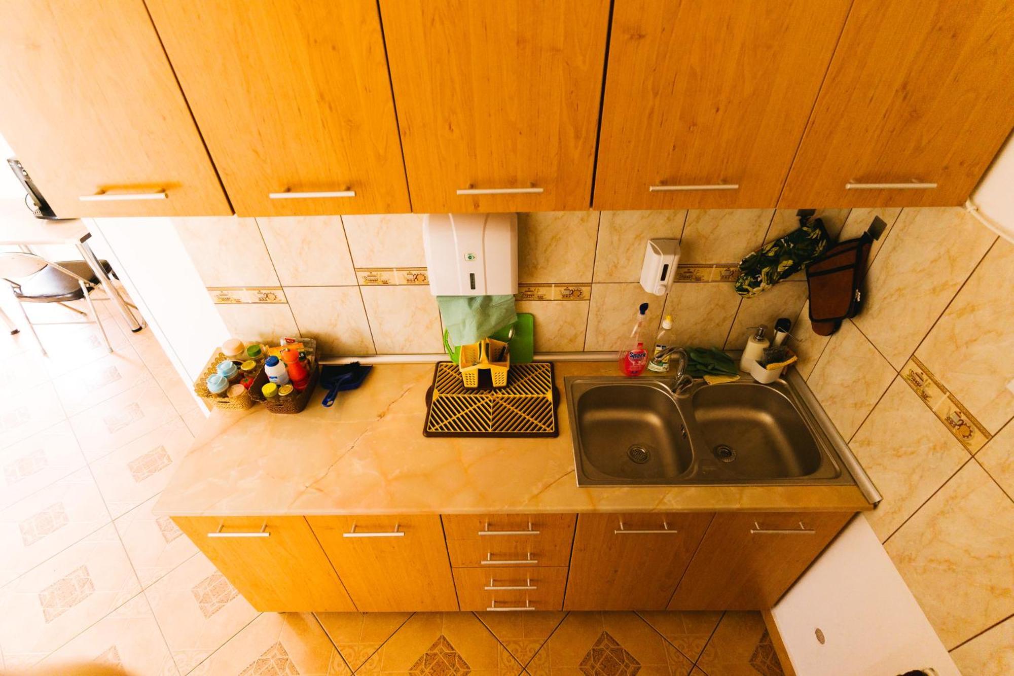 Casa Leahu Hotel Костинещи Екстериор снимка